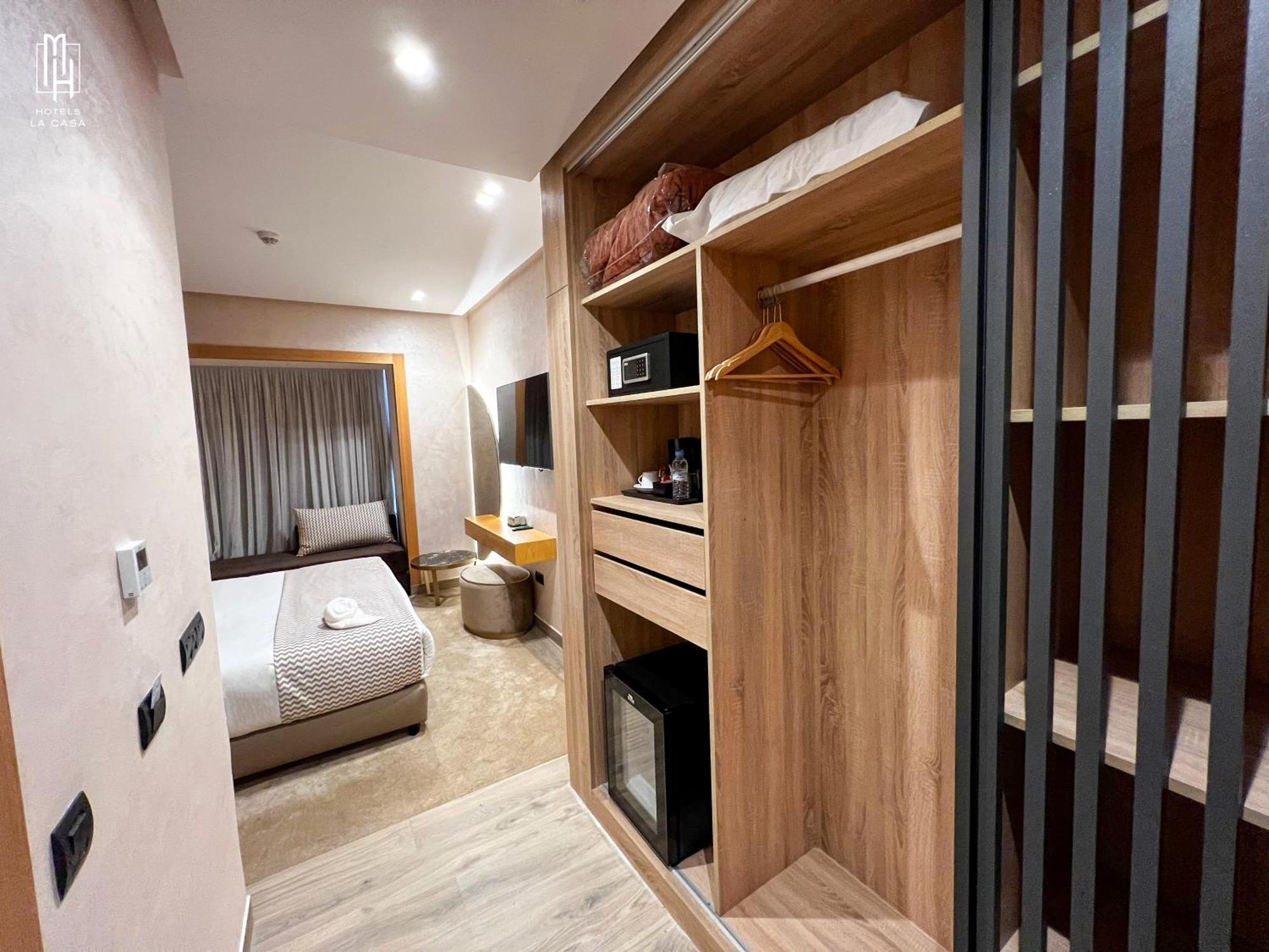 Mh Hotel La Casa Лаюне Екстериор снимка