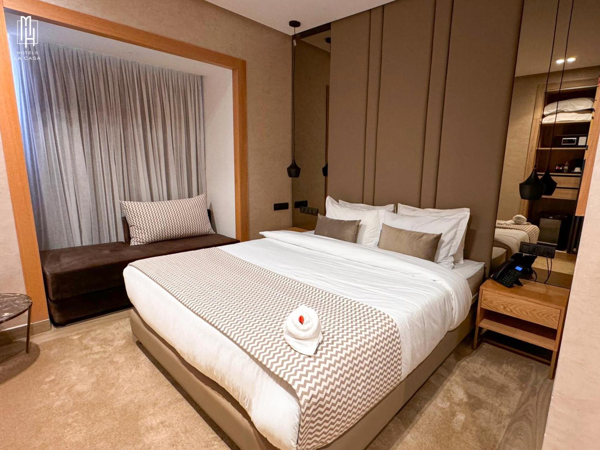 Mh Hotel La Casa Лаюне Екстериор снимка